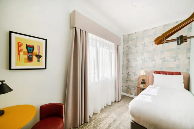 Standard, Single, Bridge House Hotel 1/3