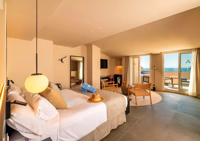 Penthouse, Suite, Double Bed, Sea Front, Side، AQUA Hotel Promenade & Spa 1/6