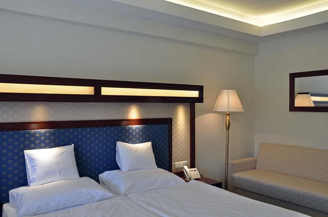 غرفة متصلة بسرير مزدوج، Centrum Hotel Debrecen 1/7