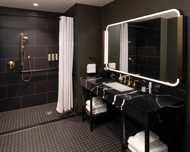 Tower, Premium, 2 Queen Beds, Accessible، Asher Adams, Autograph Collection 2/2