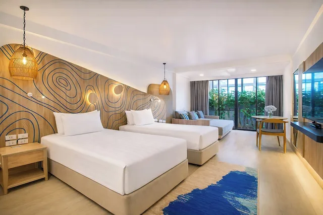 غرفة ديلوكس بسريرين منفصلين، Liv Hotel Phuket Patong Beachfront 2/6