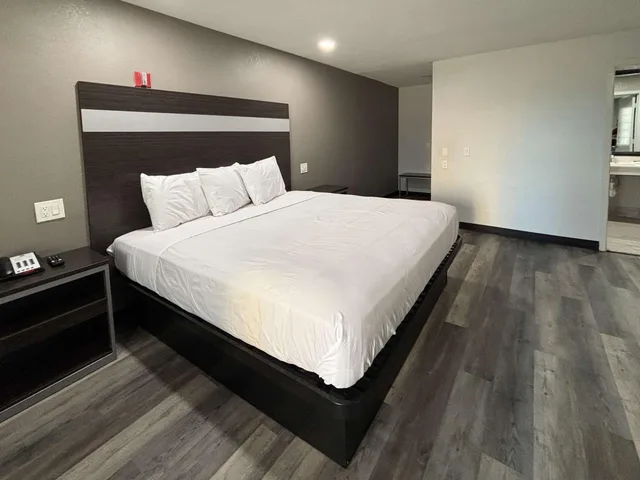 غرفة بسرير كينج، Motel6 La Porte, TX 2/7