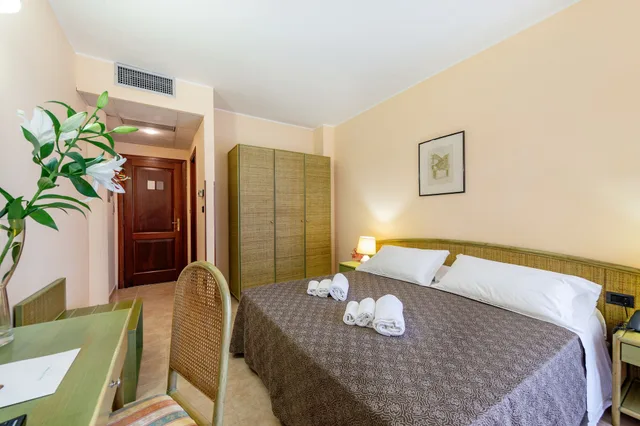 غرفة قياسية بسرير مزدوج أو سريرين منفصلين، Rina Hotel 6/10
