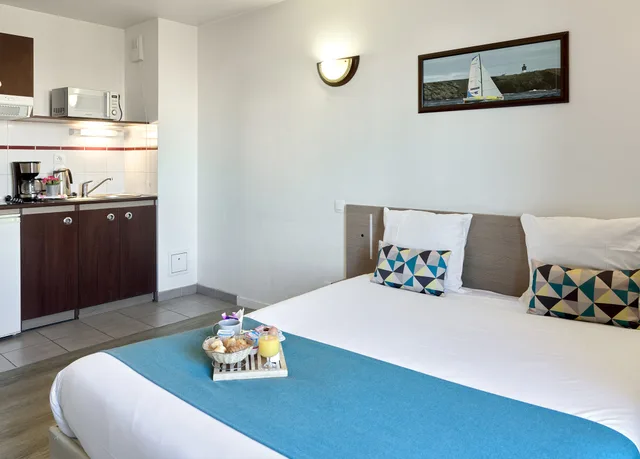 غرفة قياسية بسرير مزدوج، Comfort Aparthotel Versailles St Cyr l Ecole 10/10