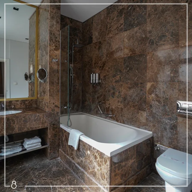 جناح بسرير كينج مع أريكة بجاكوزي، Misafir Suites 8 Istanbul. 3/3