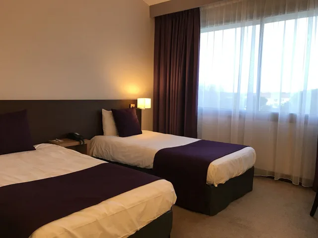 غرفة كلاسيكية بسريرين منفصلين مع أريكة، Mercure Toulouse Aeroport Golf De Seilh 8/10