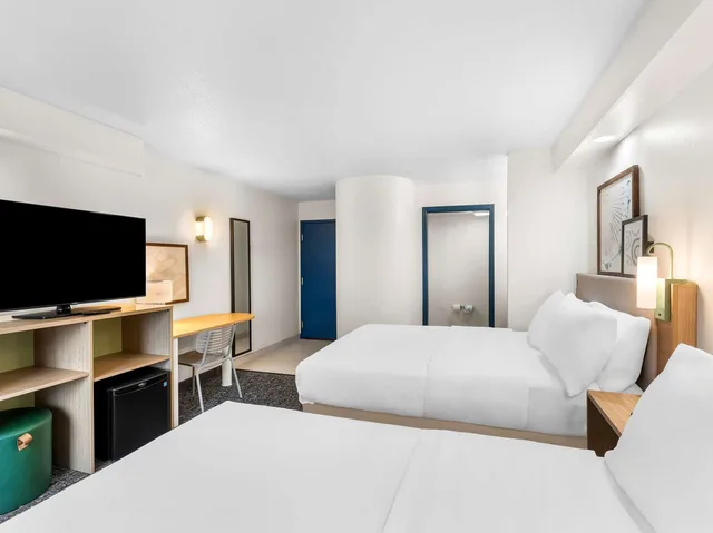 غرفة بسريرين كوين، Spark by Hilton Augusta 3/6
