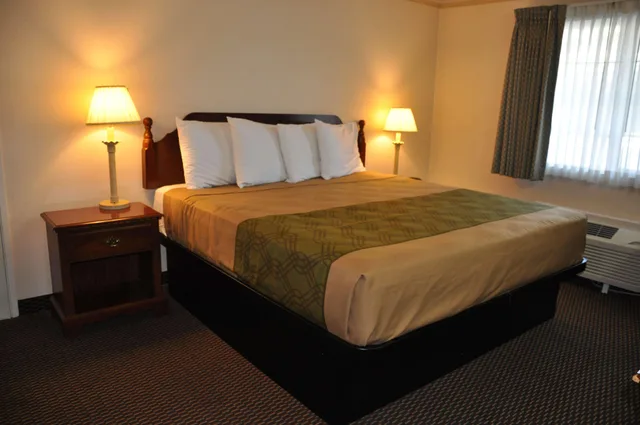 جناح، Surestay Hotel By Best Western Castro Valley 2/4