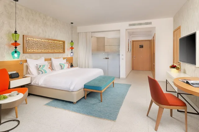 غرفة سوبيريور، The Chedi Lustica Bay Hotel 1/4