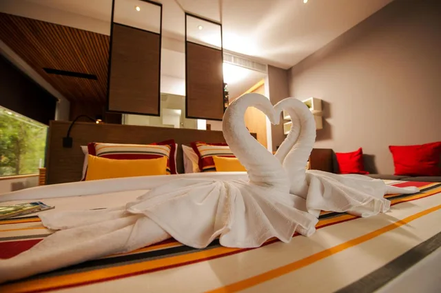 Grand, Deluxe, King Bed, The Gallery Hotel Naiharn 6/10