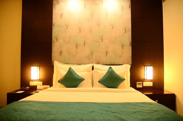 غرفة بسرير كينج، Ramada by Wyndham Jamshedpur 5/10