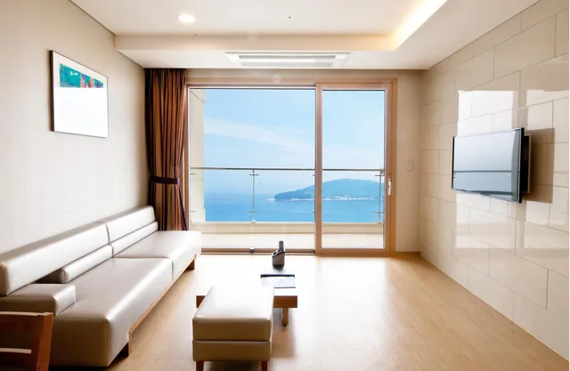 جناح بانورامي بإطلالة، Sono Calm Geoje 1/1