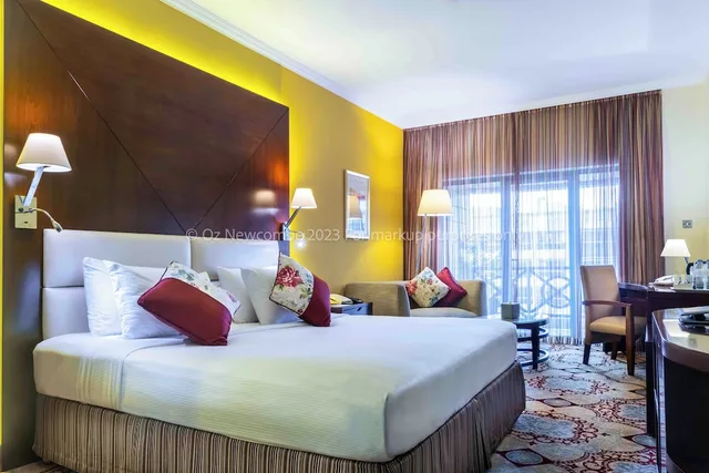 جناح جونيور بسرير كينج، Opera Grand Hotel 1/4