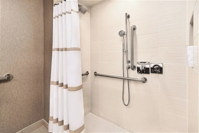 1 Bedroom, Suite, Austin Marriott North 5/5