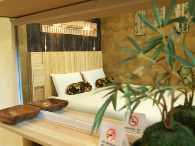 غرفة يابانية تقليدية بفراش فوتون وسرير فردي بحمام خاص، Guesthouse Narakomachi 5/8