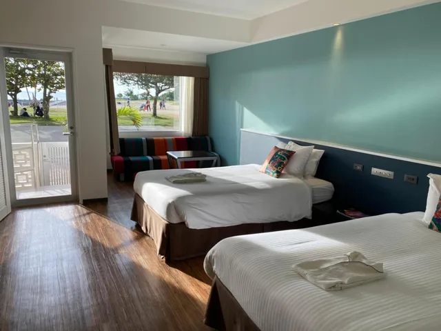 Room, Beach Side، Sunset Beach Hotel 2/5