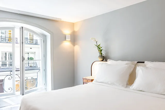 غرفة كلاسيكية بسرير مزدوج، Normandy Hotel Paris - Saint-Honore 1/2