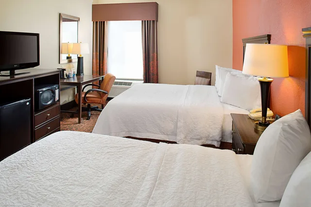 غرفة قياسية بسريرين كوين، HAMPTON INN COLUMBIA 6/10