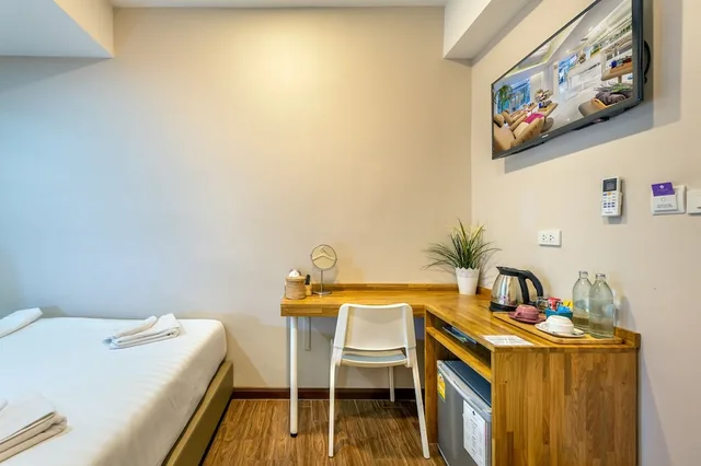 غرفة قياسية بسرير كوين، De Lavender Bangkok Hotel 6/8