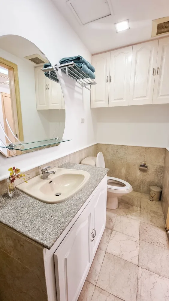 شقة غراند بسرير كوين وفرشتي فوتون، Amazing Marina Residential Suites 7/9