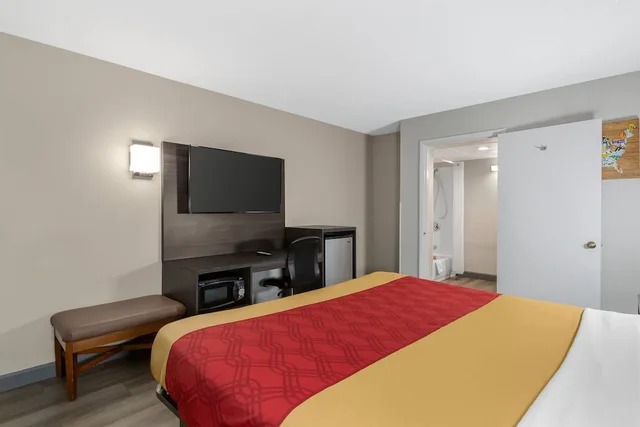غرفة بسرير كينج للمدخنين لذوي الإعاقة، Econo Lodge Creedmoor - Butner 5/10