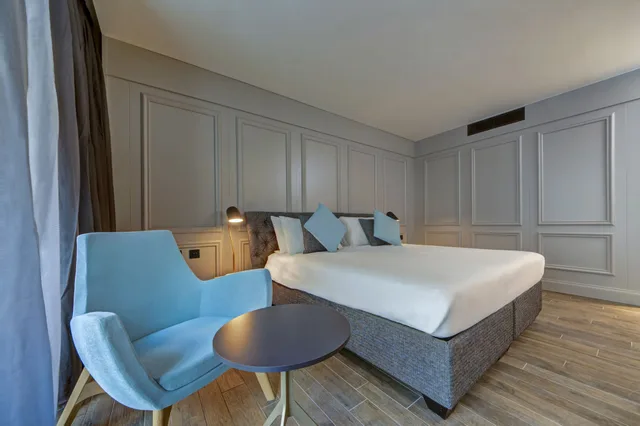 غرفة كلاسيكية بسرير كوين، Land's End Boutique Hotel 2/5