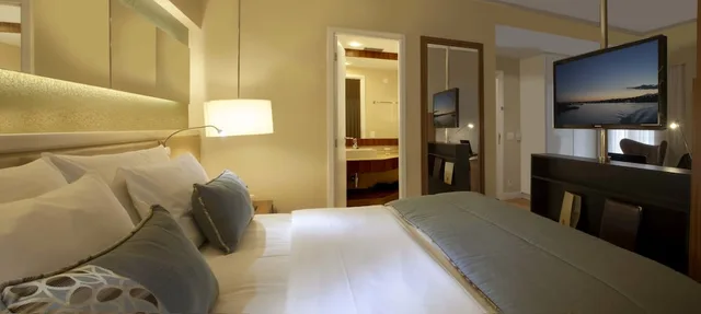 Business, Queen Bed, Clarion Hotel Faria Lima 6/7