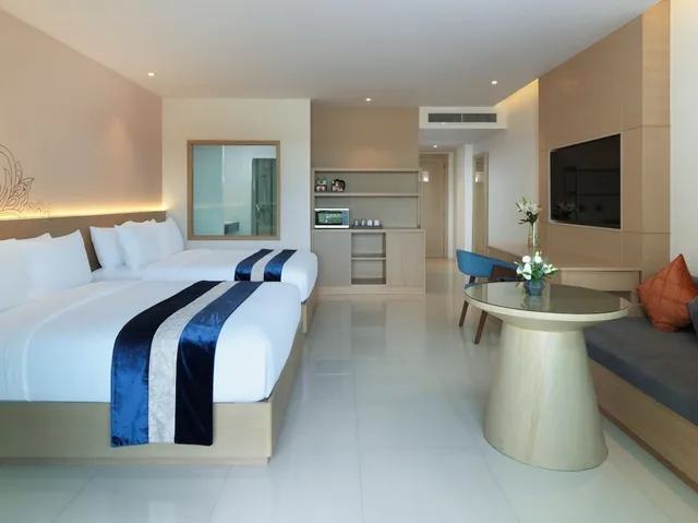 Grand, 2 Queen Beds, Garden View, Chanalai Flora Resort 5/7