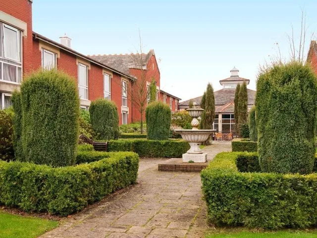 غرفة عائلية بسريرين مزدوجين، Bromsgrove Hotel and Spa 2/2