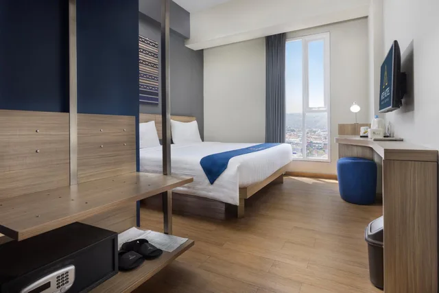 غرفة سوبيريور بسرير كوين، Arte Hotel Bandar Lampung 2/2
