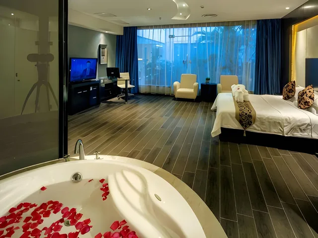 غرفة تنفيذية بسرير كوين، Guangdong Nanmei Osotto Hotel 2/2