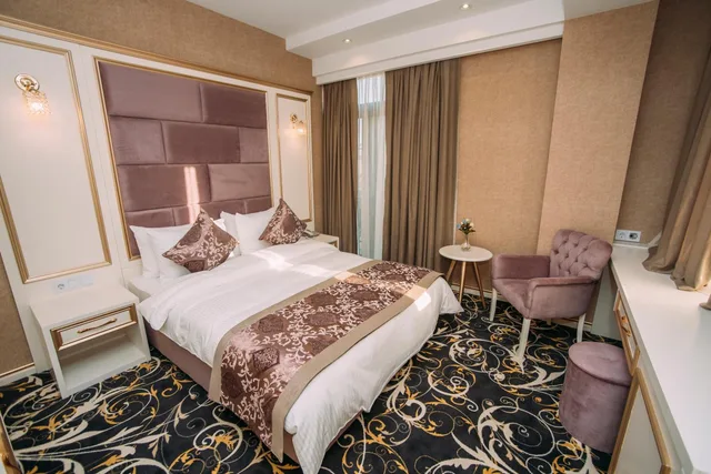 غرفة قياسية بسرير كوين، Gold Tbilisi Hotel 2/6