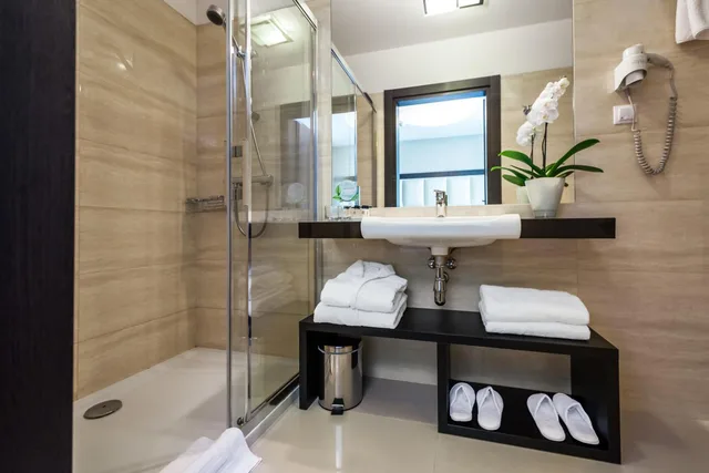 غرفة ديلوكس بسرير مزدوج بشرفة، QUEEN BOUTIQUE HOTEL 10/10