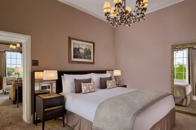 1 Bedroom, Suite, King Bed, Main House، The Langley, a Luxury Collection Hotel, Buckinghamshire 3/6