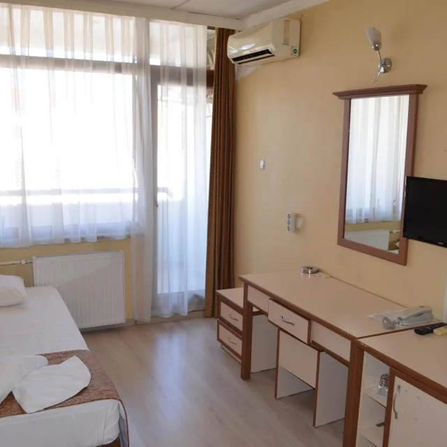غرفة مفردة، Ayvalik Palas Hotel 2/9