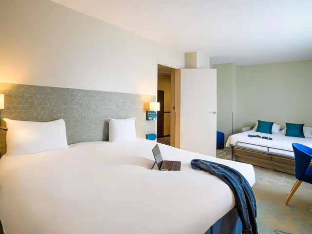Superior, Double Bed, Sofa, Ibis Styles Tours Centre 8/10