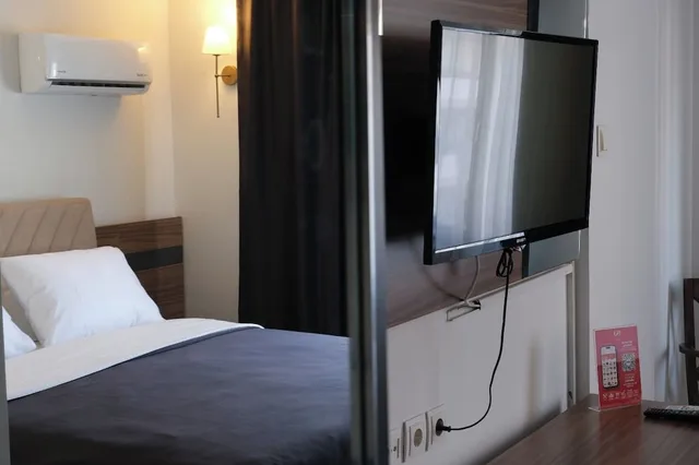 Comfort, Double Bed, Üstün Otel Alsancak 5/5