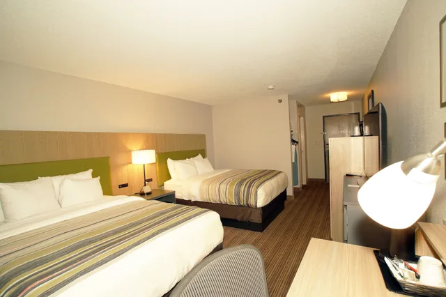 Room, 2 Queen Beds, Accessible, Country Inn & Suites by Radisson Greenfield IN 2/9