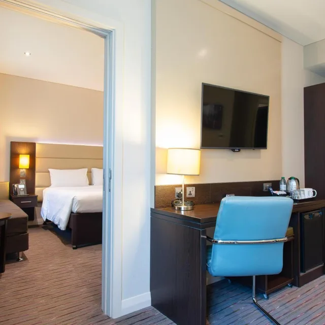 Connecting, Family, Premier Inn Dubai Al Jaddaf 4/6