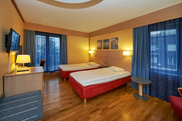STANDARD FAMILY ROOM (2 Adults + 2 Children), Scandic Kouvola 1/4