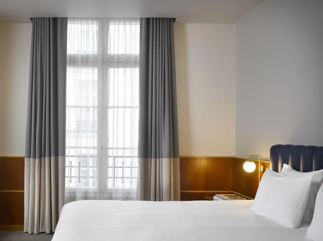 غرفة قياسية بسرير مزدوج أو سريرين منفصلين، Miiro Le Grand Hôtel Cayre 2/3