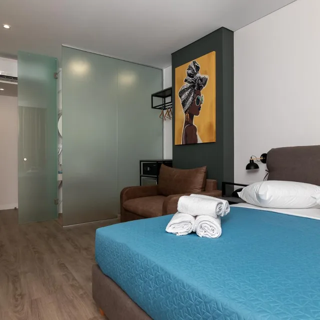 غرفة سوبيريور بسرير كينج، Dunlin Hotel Athens 5/7