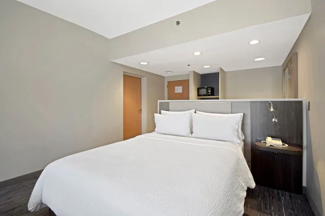 1 Bedroom, Holiday Inn Express Boone 7/10
