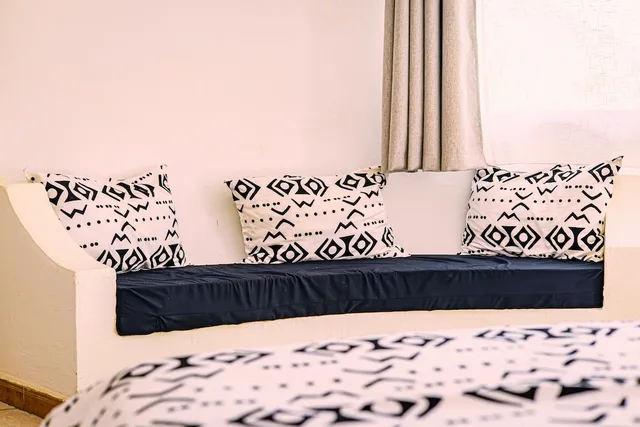 بنغل سوبيريور بسرير كوين، Keur Saloum 4/6