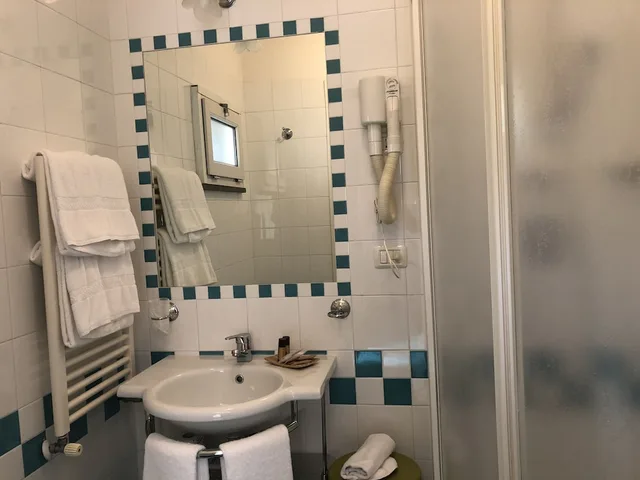 غرفة قياسية بسرير مزدوج، Agave Hotel Residence Inn 2/3