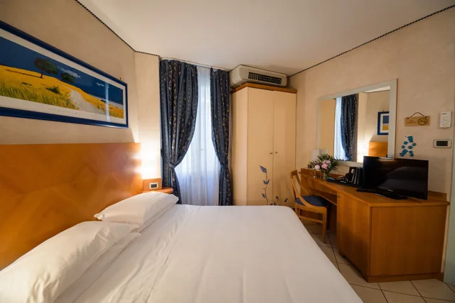 غرفة كلاسيكية بسريرين منفصلين بغرفة نوم واحدة، Albergo Centrale Bologna 2/10