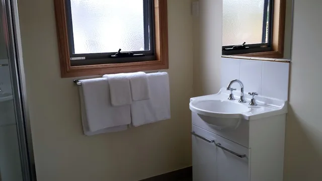 كابينة عائلية بسرير كوين وسريرين فرديين، Daylesford Central Motor Inn 2/2