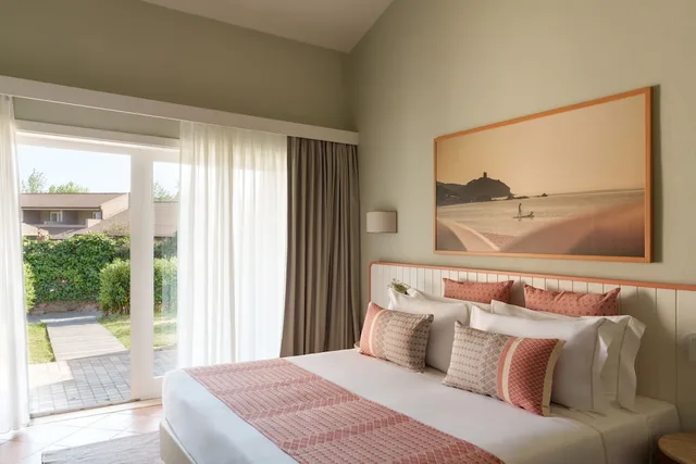Garden, Family, Double and Twin Beds، Chia Laguna - Hotel Village 2/8