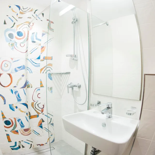 غرفة بسريرين منفصلين، Hotel Favorit 3/4