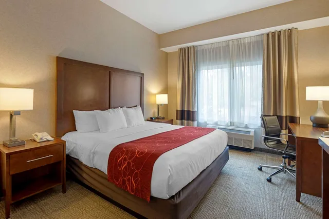 جناح بسرير كينج، Comfort Suites Anchorage International Airport 3/3